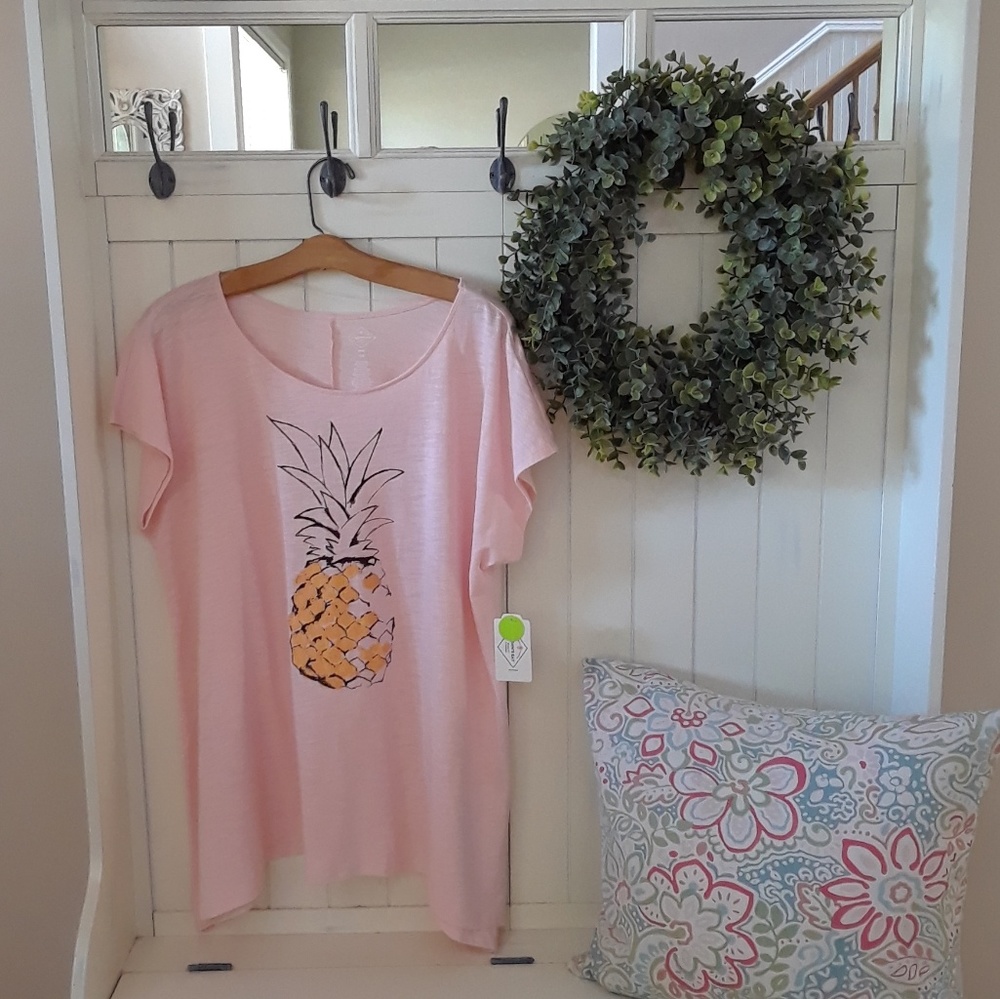 NWT! St. John's Bay Plus Size Shark Bite Tee - Picture 7 of 7